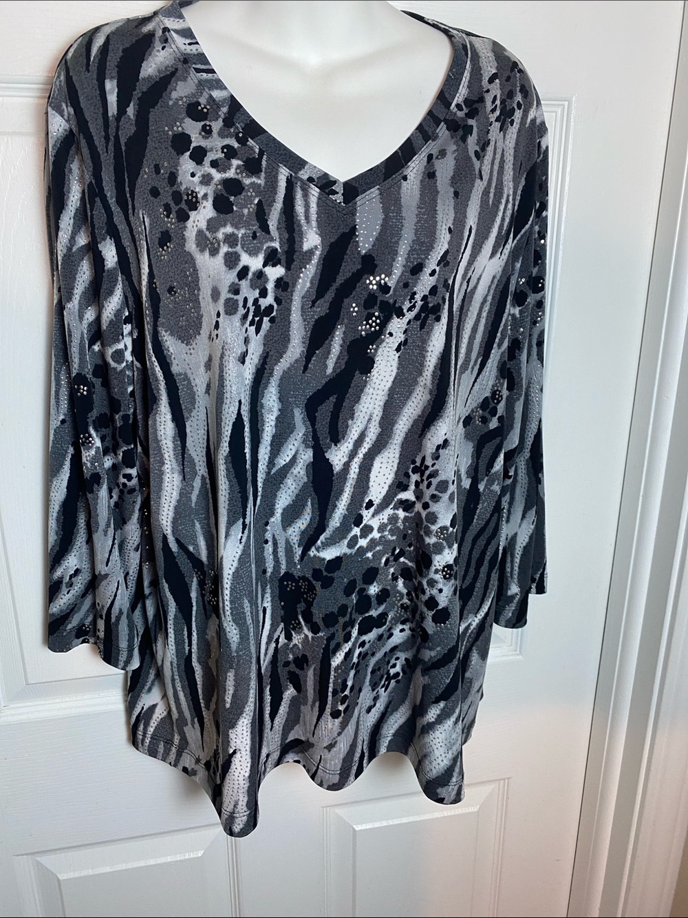 Chico's Black & Gray Animal Print V-Neck Tunic with Rhinestone Detail
